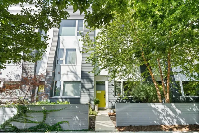 $775,000 | 2638 North Ridgeway Avenue, Chicago, IL 60647