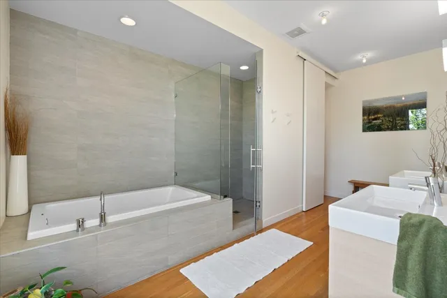 $775,000 | 2638 North Ridgeway Avenue, Chicago, IL 60647