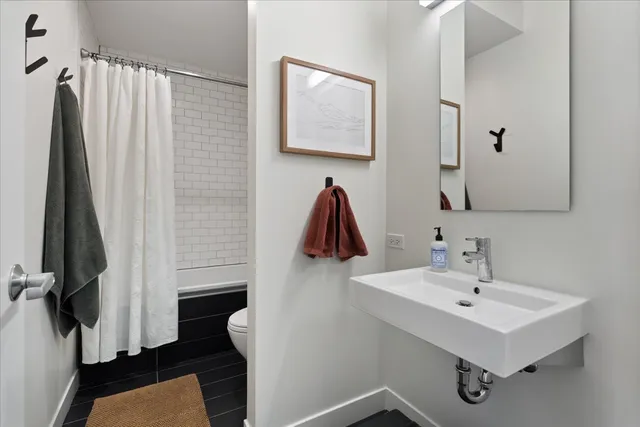 $775,000 | 2638 North Ridgeway Avenue, Chicago, IL 60647