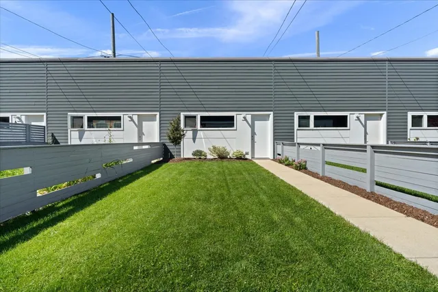 $775,000 | 2638 North Ridgeway Avenue, Chicago, IL 60647