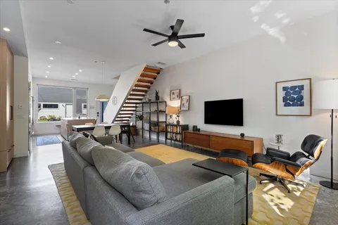 $775,000 | 2638 North Ridgeway Avenue, Chicago, IL 60647