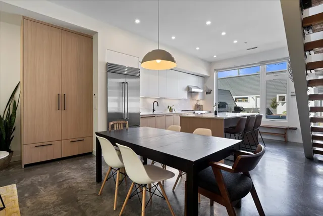 $775,000 | 2638 North Ridgeway Avenue, Chicago, IL 60647