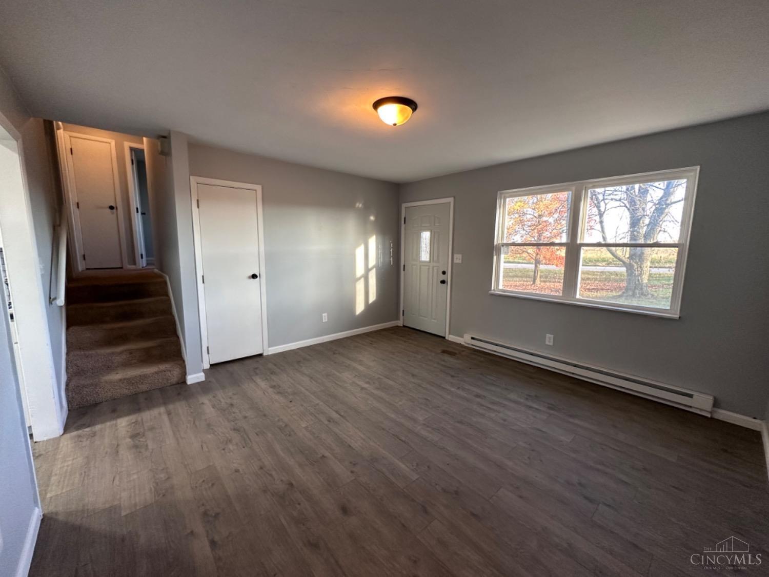 6265 Welcome Road Hillsboro, OH 45133 - Photo 4 of 28 Gallery Image 4