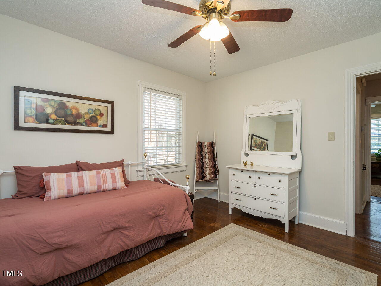 2603 North Roxboro Street Durham, NC 27704 - Photo 16 of 23 019-1280x960-second-bedroom