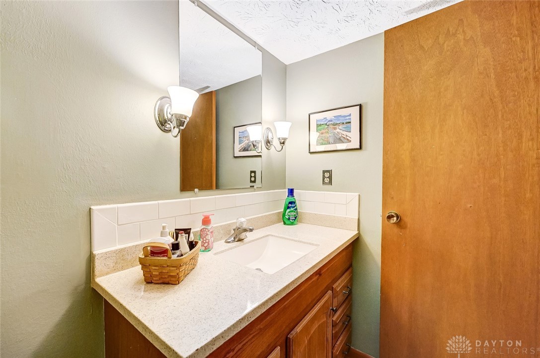 5828 Overbrooke Road Dayton, OH 45440 - Photo 51 of 74 Gallery Image 51