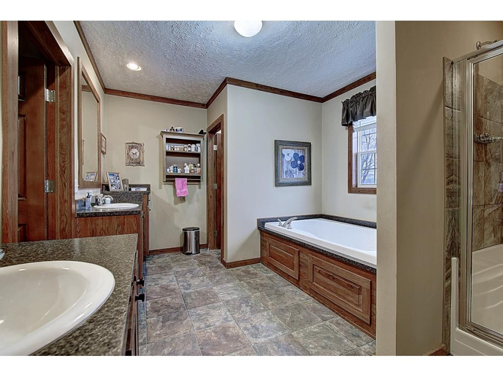 3025 St James Road Greeneville, TN 37743 - Photo 29 of 35 Mobile Home Master Bath
