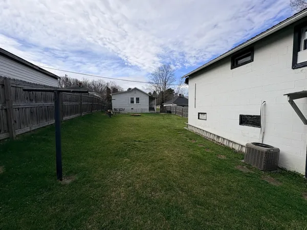$190,000 | 71 Kingstown Lane, Hot Springs, VA 24445