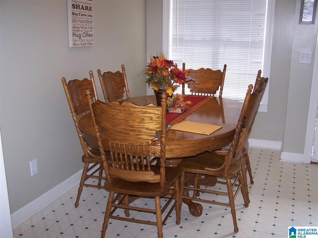 110 Drexel Drive Oneonta, AL 35121 - Photo 4 of 45