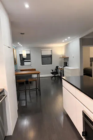 $595,000 | 319 East 105th Street, Unit 4C | East Harlem