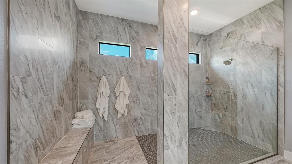 5018 Surfside Circle Lakewood Ranch, FL 34211 - Photo 29 of 76