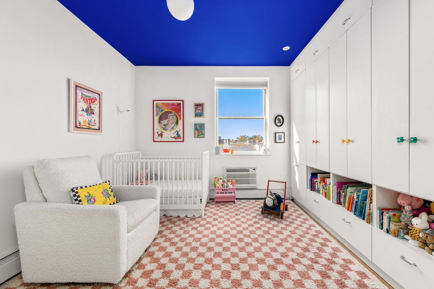 344 Degraw Street, Unit PHA Brooklyn, NY 11231 - Photo 5 of 14 a living room with furniture and a book shelf