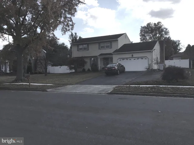 a view of a house with a outdoor space