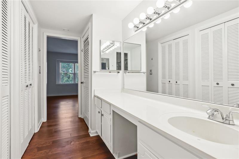 75 Montre Square Northwest Atlanta, GA 30327 - Photo 16 of 28