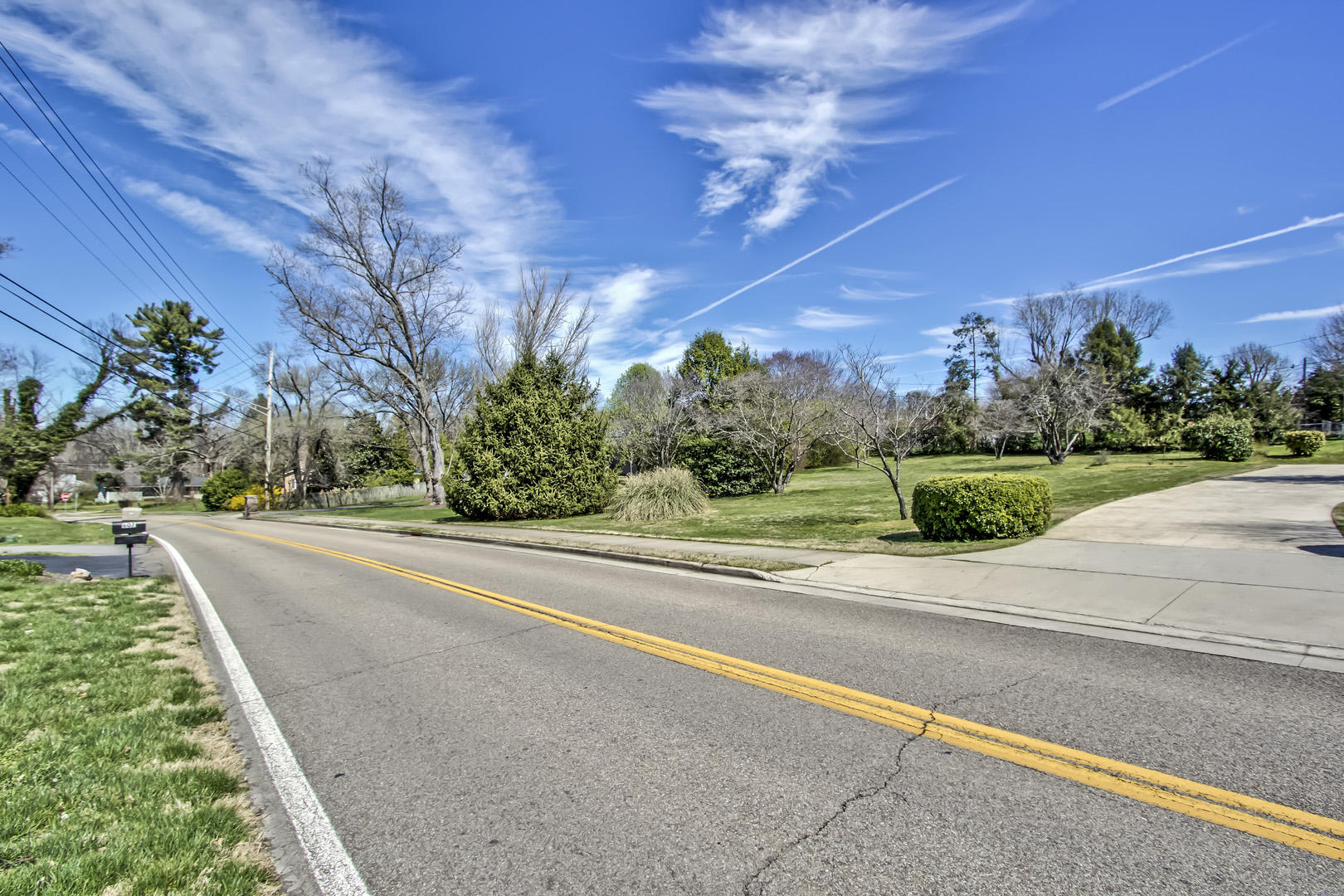 610 Wesley Road Northwest Knoxville, TN 37909 - Photo 2 of 10 01_WesleyRoad_610_Street_N-NE