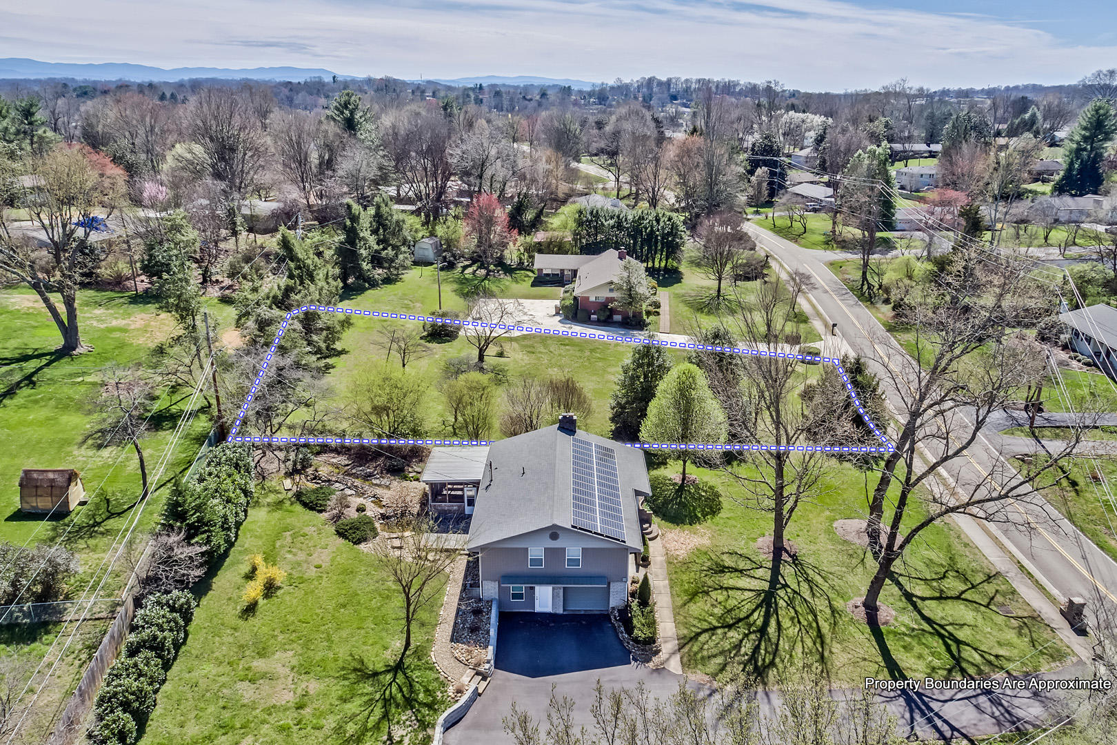 610 Wesley Road Northwest Knoxville, TN 37909 - Photo 6 of 10 06_WesleyRoad_610_Birdseye_S