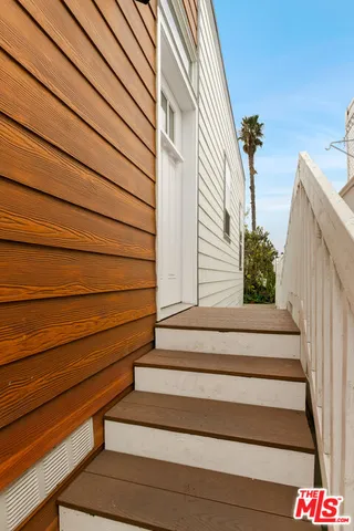 $189,950 | 8250 Lankershim Boulevard, Unit 192, North Hollywood, CA 91605