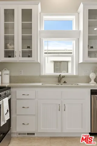 $189,950 | 8250 Lankershim Boulevard, Unit 192, North Hollywood, CA 91605