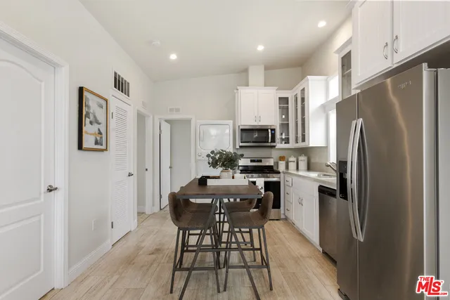 $189,950 | 8250 Lankershim Boulevard, Unit 192, North Hollywood, CA 91605