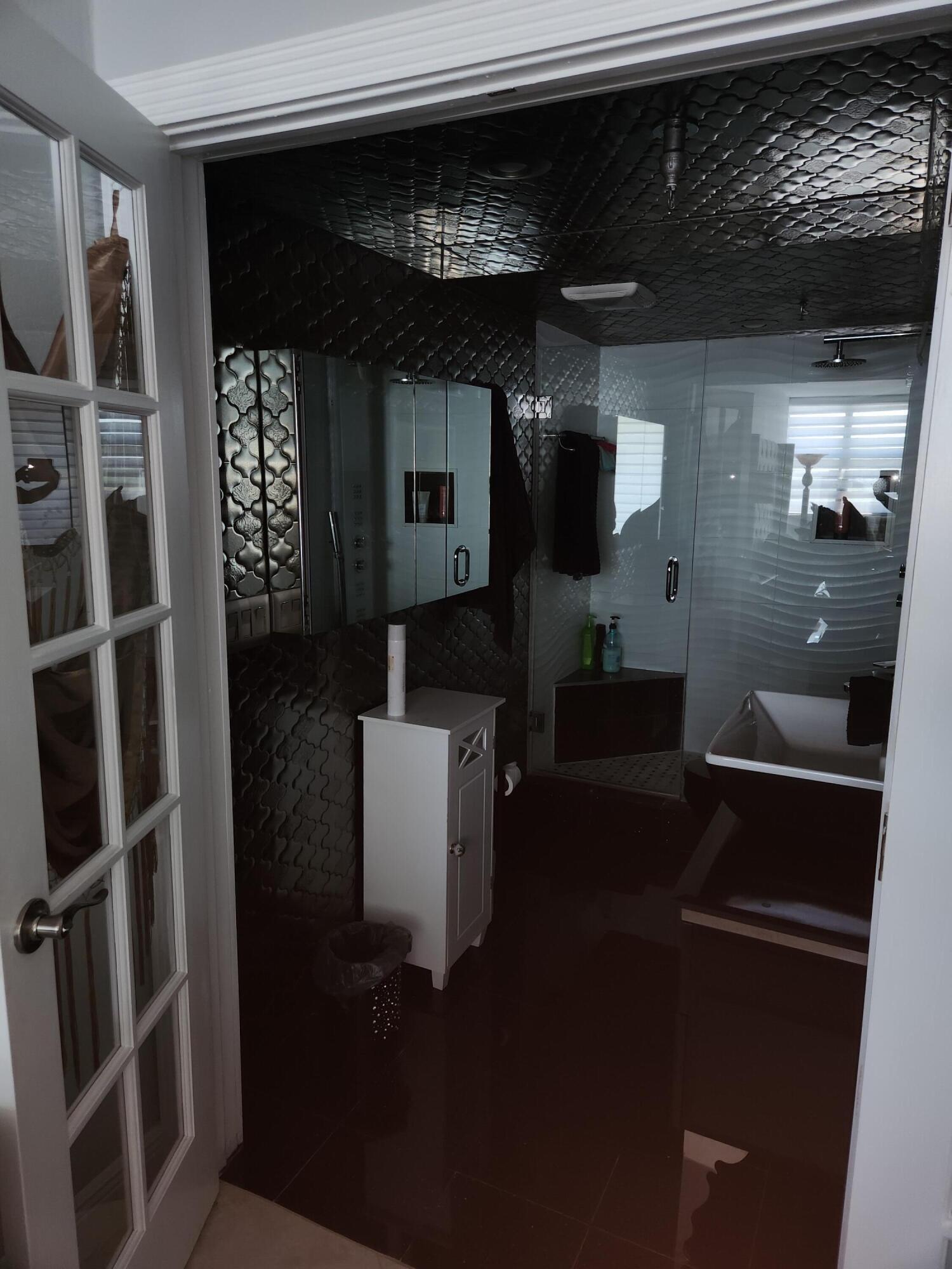 899 Jeffery Street, Unit 701 Boca Raton, FL 33487 - Photo 18 of 79 899 Jeffery St 701 pic 15