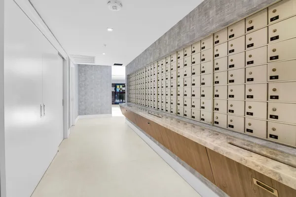 $8,000 | 899 Jeffery Street, Unit 701, Boca Raton, FL 33487