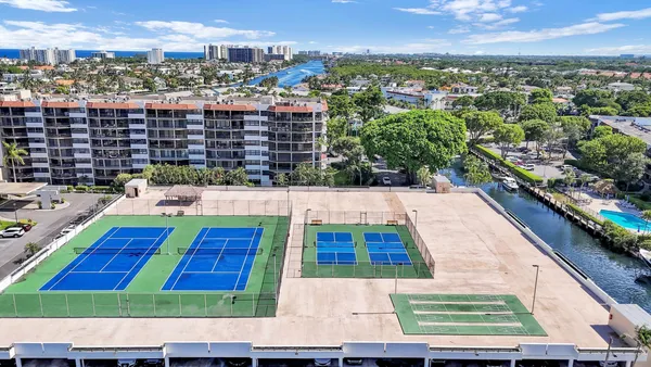 $8,000 | 899 Jeffery Street, Unit 701, Boca Raton, FL 33487