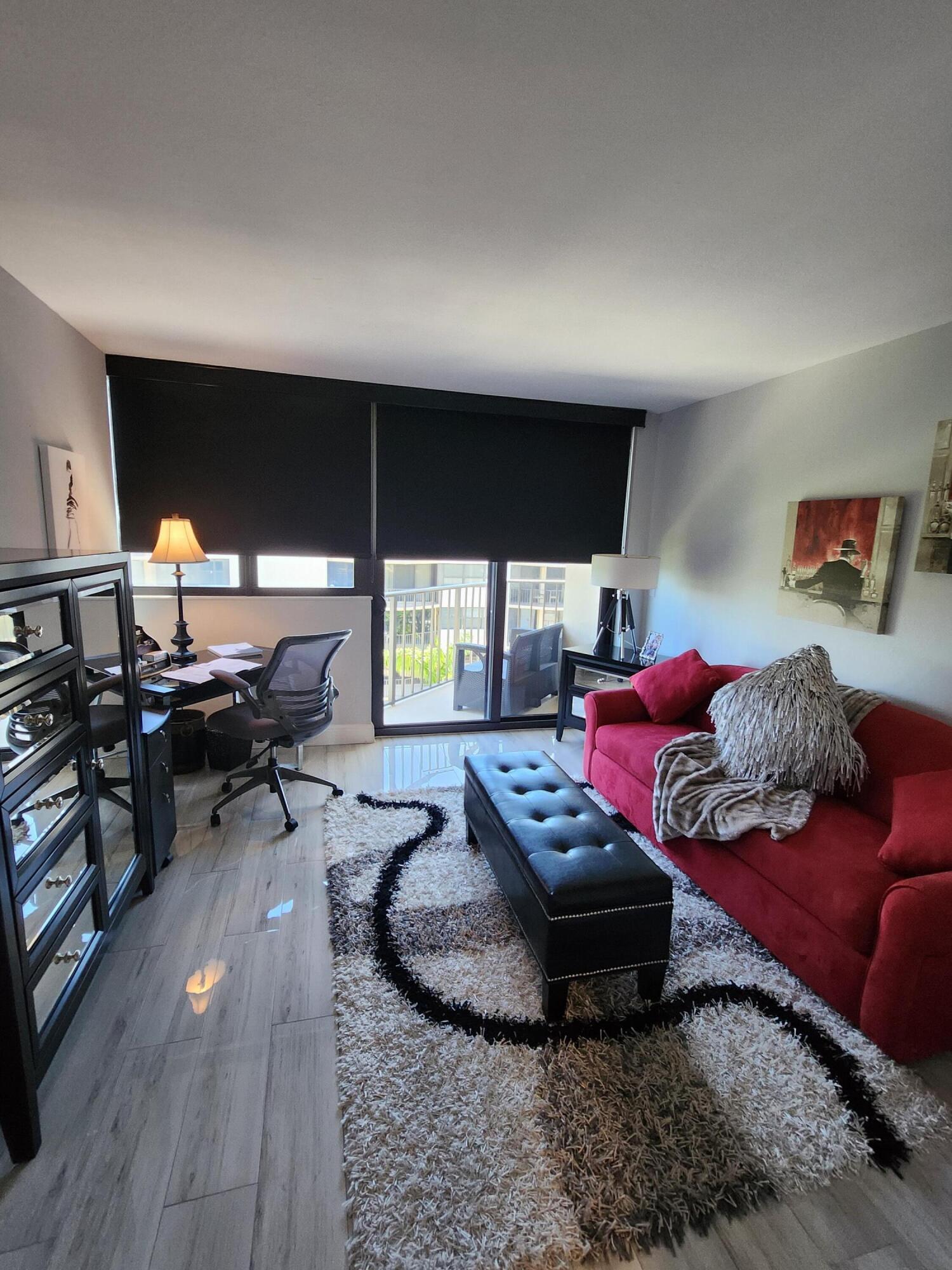 899 Jeffery Street, Unit 701 Boca Raton, FL 33487 - Photo 9 of 79 899 Jeffery St 701 pic 10