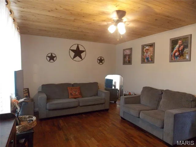 $98,900 | 905 Maple Street, Doniphan, MO 63935