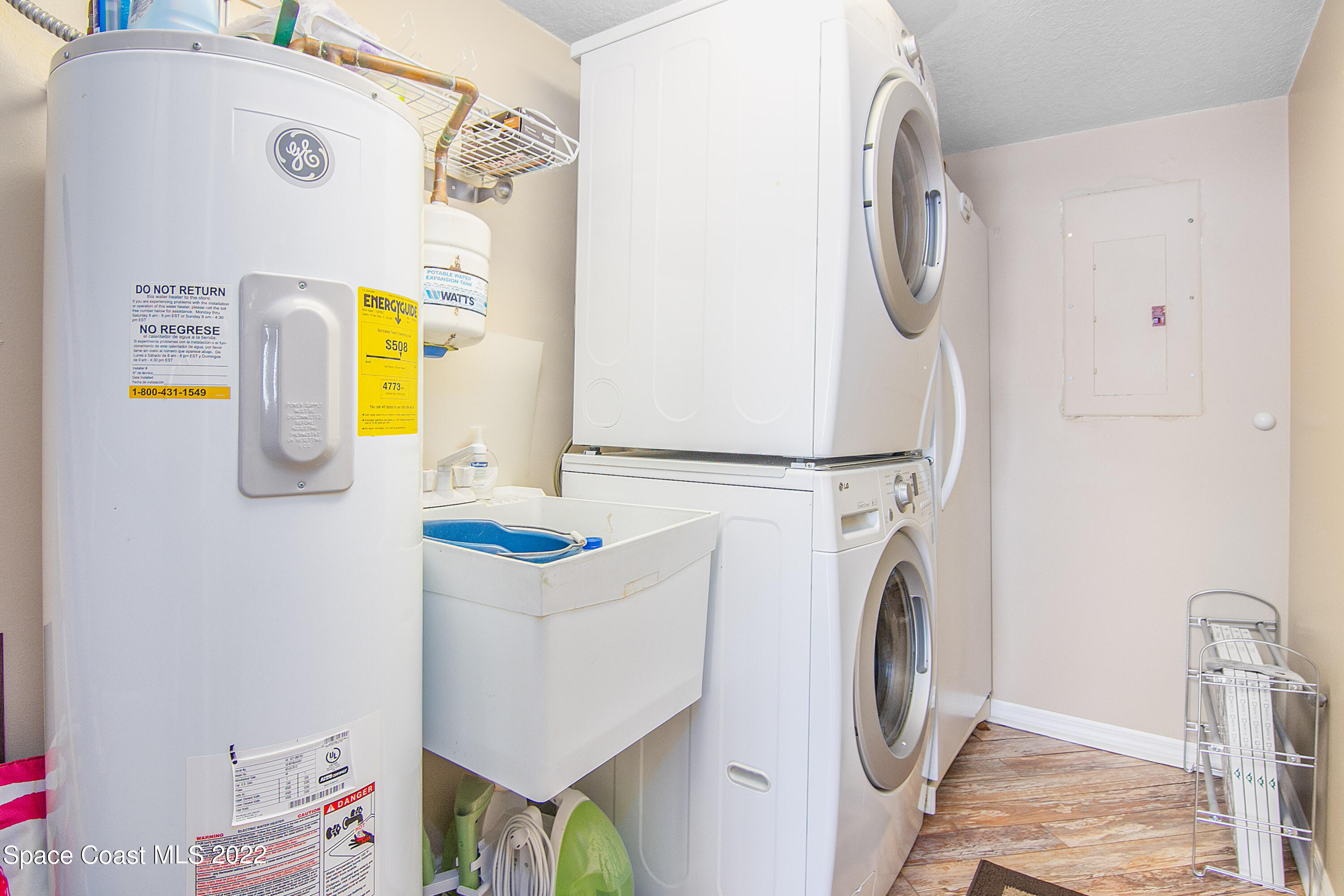 6770 Ridgewood Avenue, Unit 1001 Cocoa Beach, FL 32931 - Photo 38 of 57 CS Utility Washer Dryer Freezer