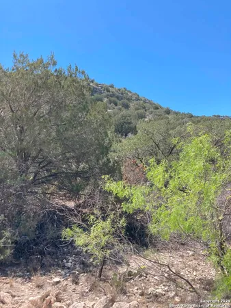 $16,000,000 | 985 County Road 414, Ozona, TX 76943