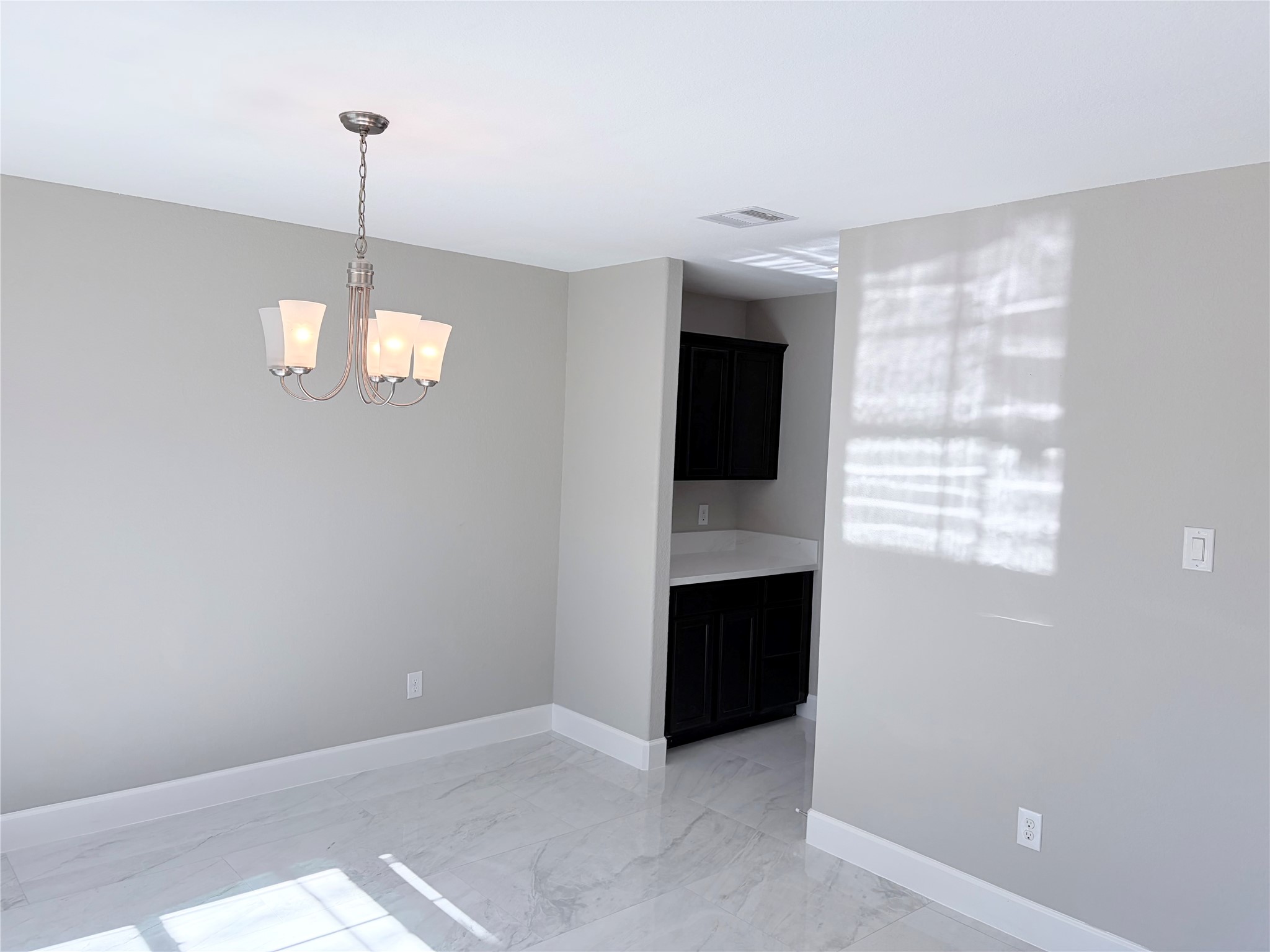 16527 Silla Ridge Court Houston, TX 77049 - Photo 6 of 39