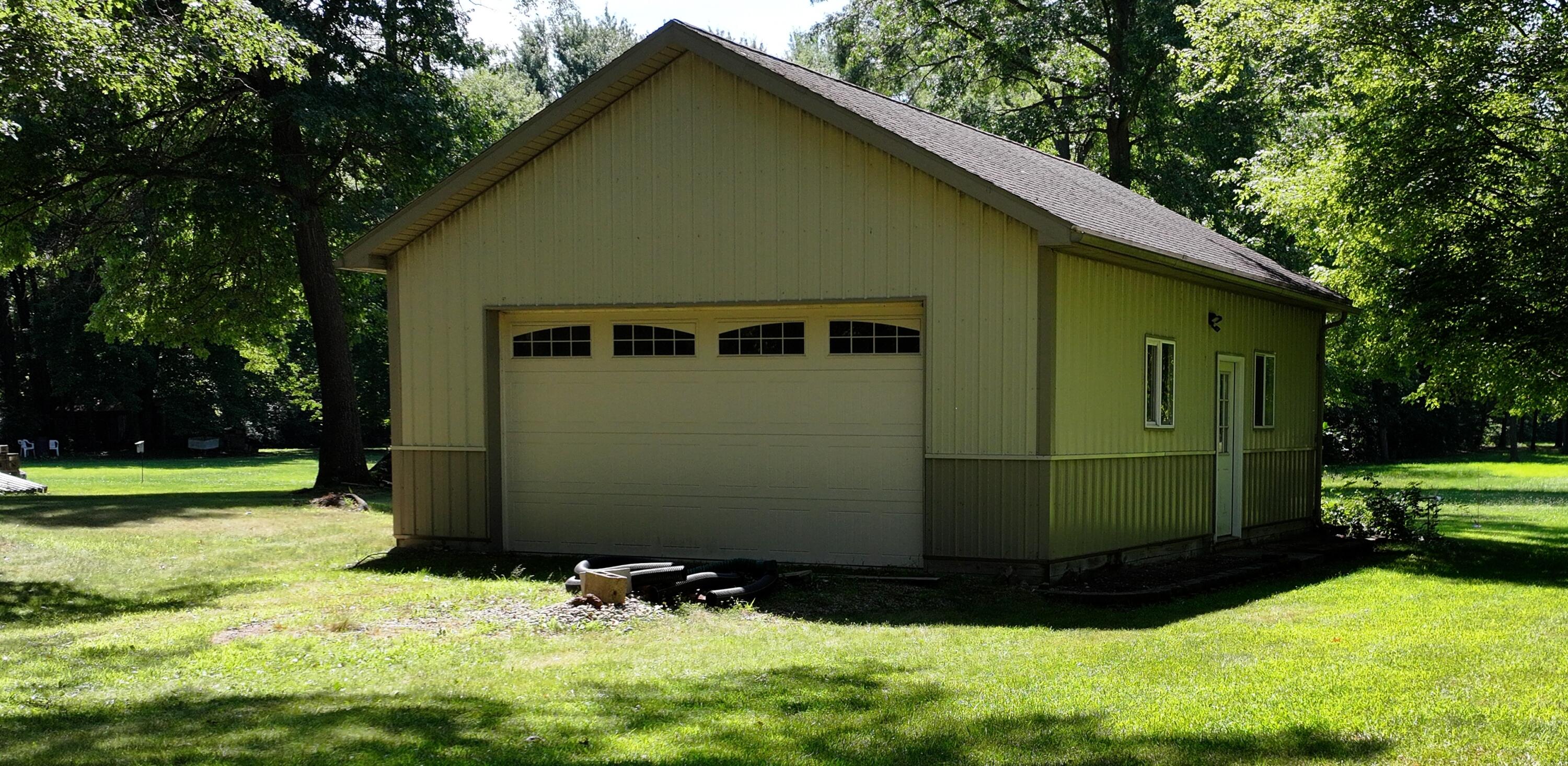 23568 Bohn Road Belleville, MI 48111 - Photo 45 of 51 Pole Barn