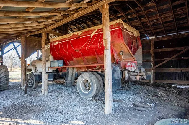 $1 | 0 Pike 49, Frankford, MO 63441