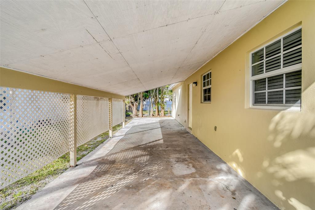 1227 Cherokee Street Jupiter, FL 33458 - Photo 3 of 29 a view of entryway with livingroom