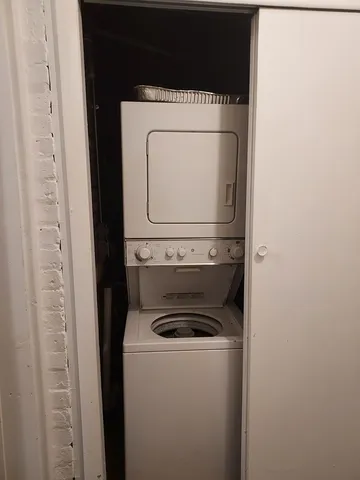 a close up view of washer and dryer