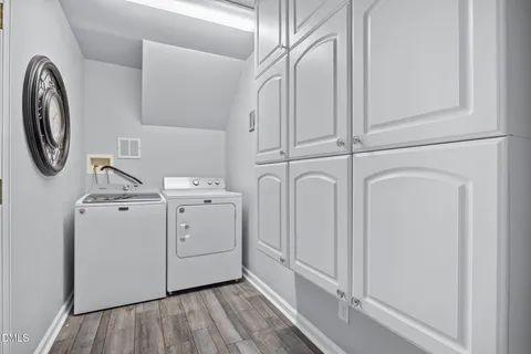 $1,175,000 | 202 Sarazen Meadow Way, Cary, NC 27513