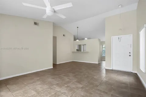 $3,750 | 681 Thornridge Avenue, Davie, FL 33325
