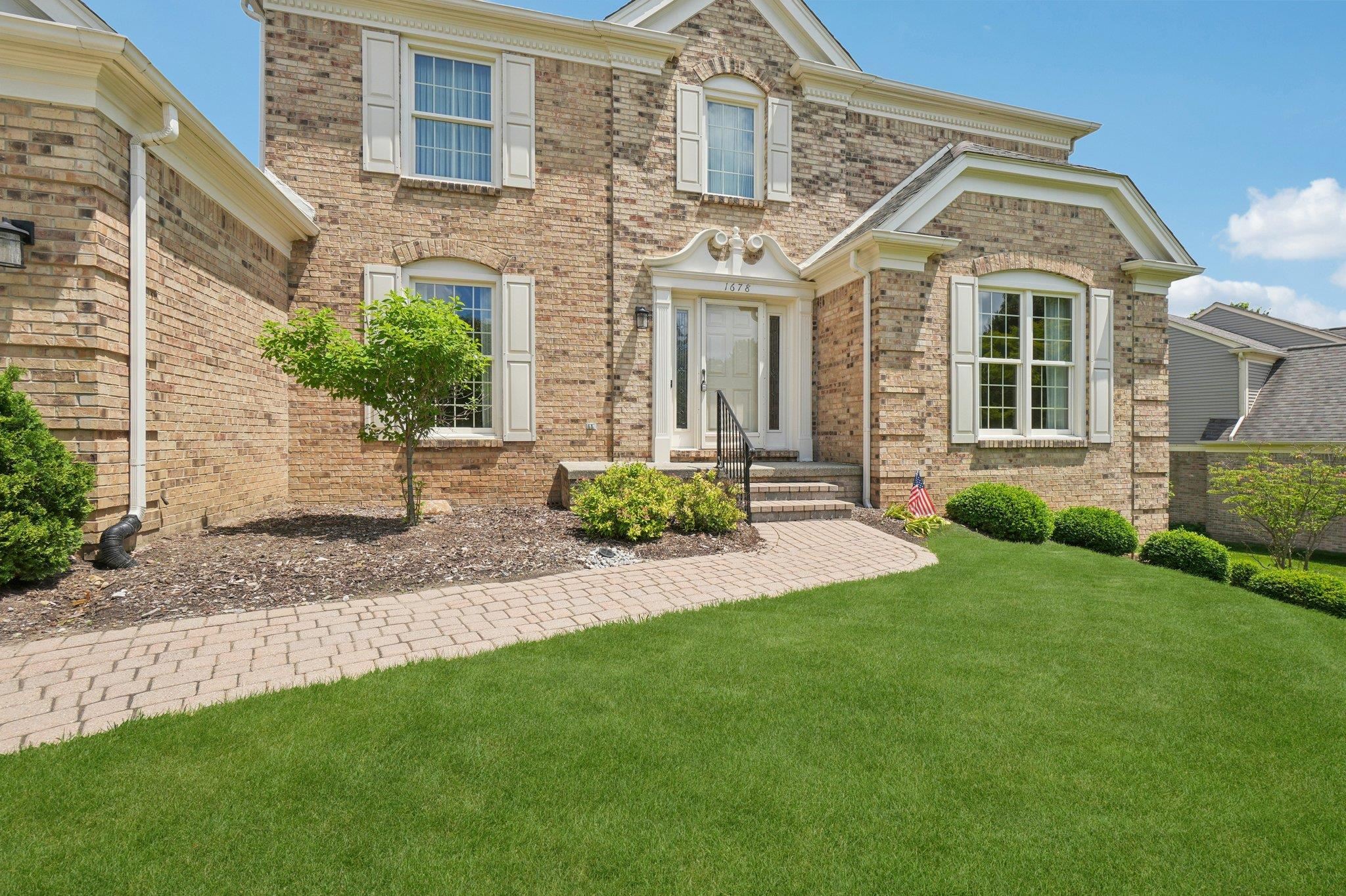 1678 Hillcrest Drive Rochester, MI 48306 - Photo 3 of 50 50213236-7090e2f1-cee9-4291-bd84-ec35386fbede.JPG