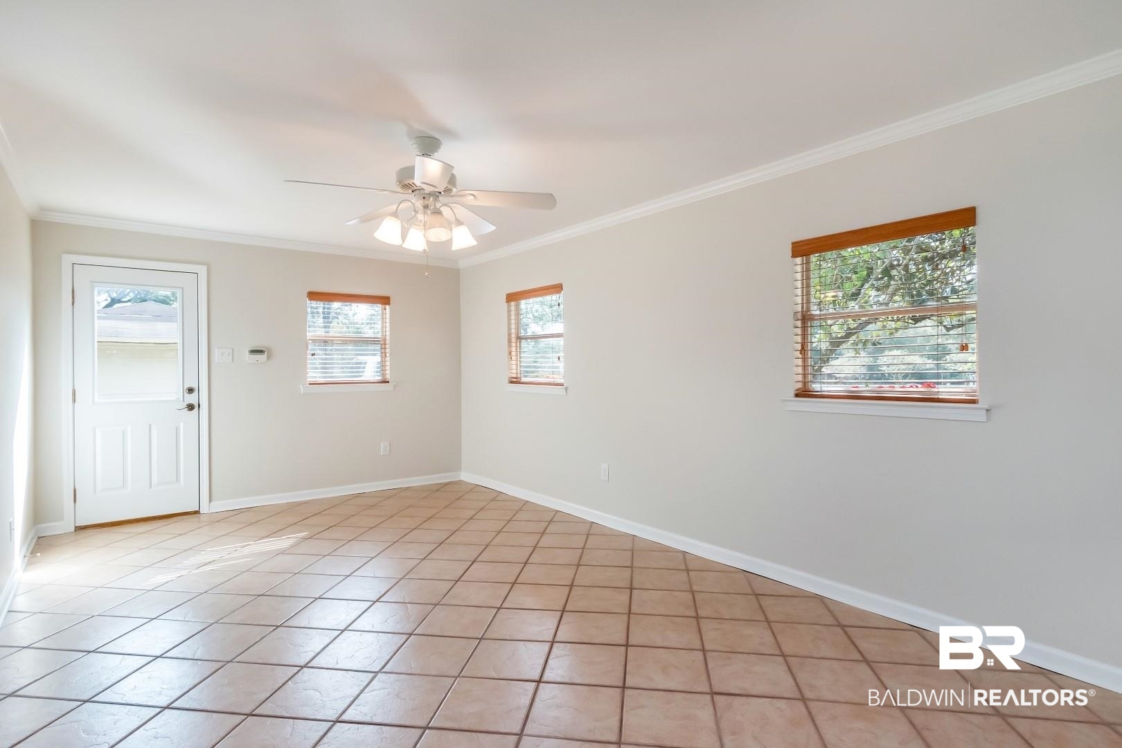 3101 Demetropolis Road Mobile, AL 36693 - Photo 10 of 28