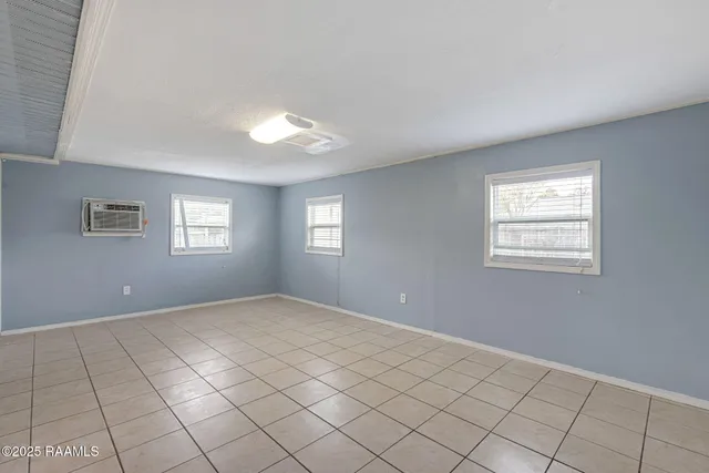 $1,500 | 201 Calypso Lane, Lafayette, LA 70508