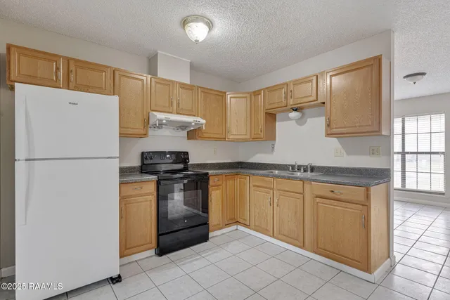 $1,500 | 201 Calypso Lane, Lafayette, LA 70508