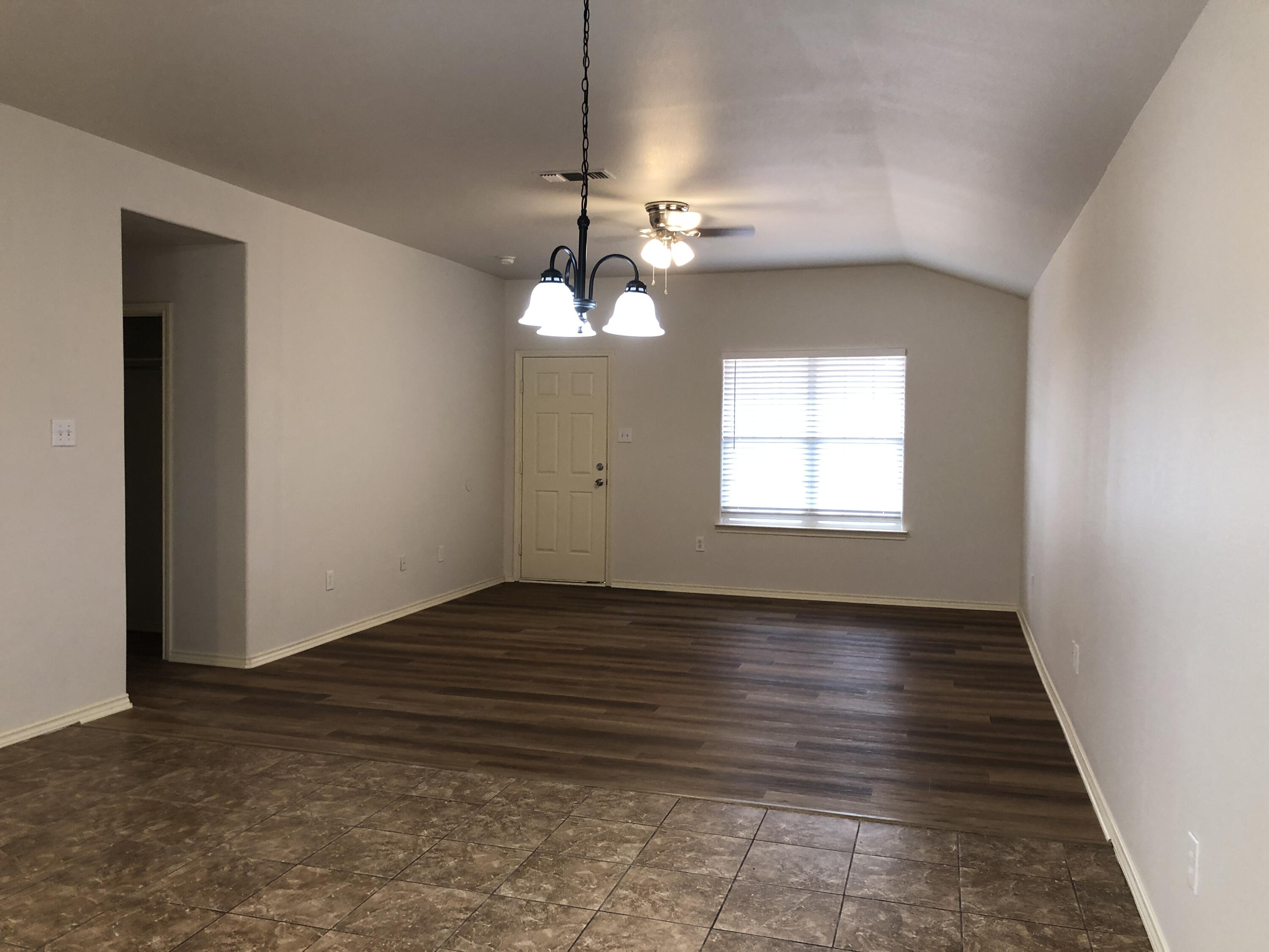 6705 84th Street Lubbock, TX 79424 - Photo 12 of 26 IMG_9482