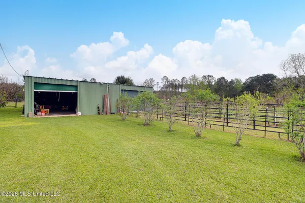 $265,000 | 395 Fairley Road, Lumberton, MS 39455