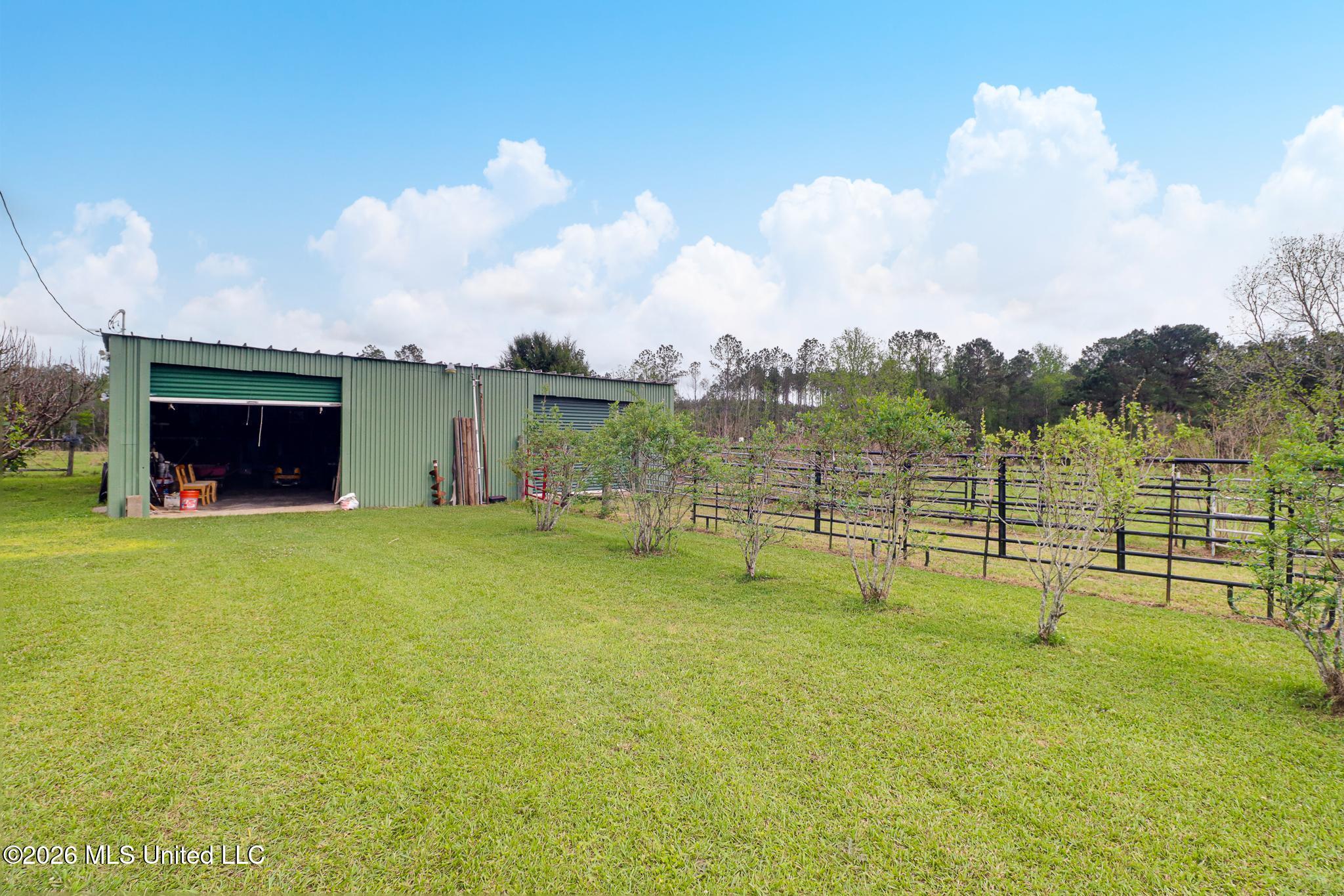 395 Fairley Road Lumberton, MS 39455 - Photo 6 of 33 Fairley-46