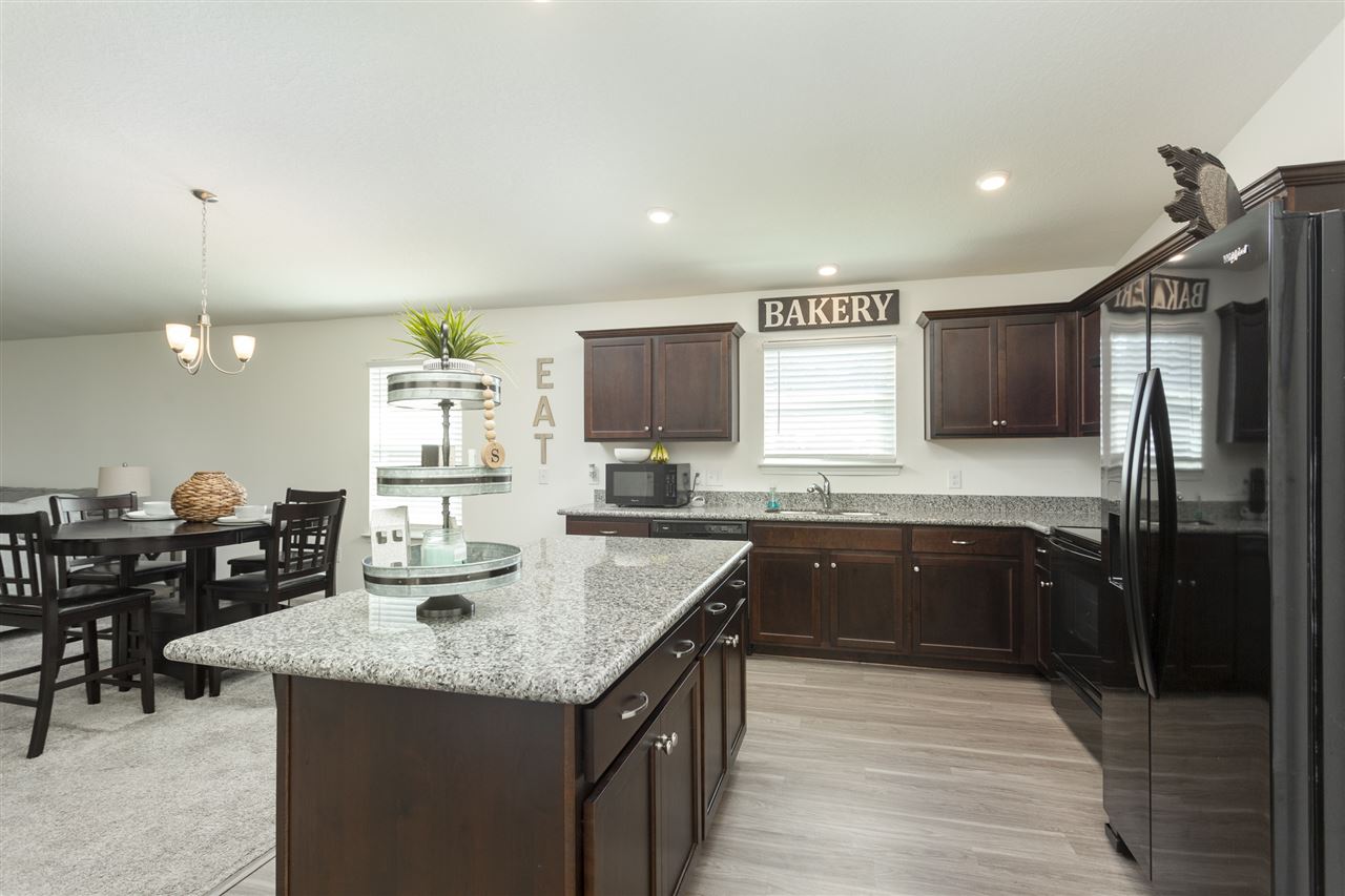 4696 Integrity Court Milton, FL 32570 - Photo 8 of 31