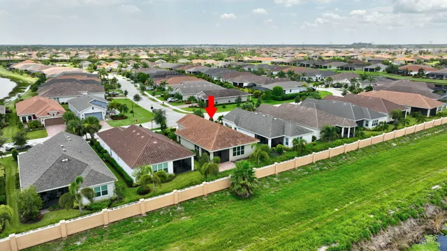 a view of house with a garden