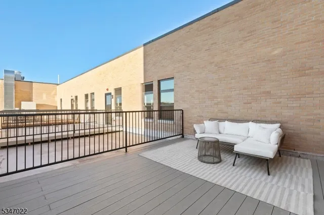 $1,805 | 520 Belleville Avenue, Unit N310, Belleville, NJ 07109