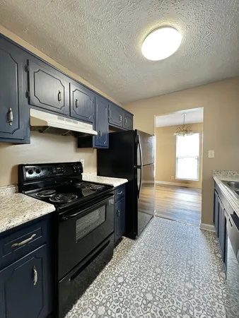 $1,275 | 417 Pacific Avenue, Oak Grove, KY 42262