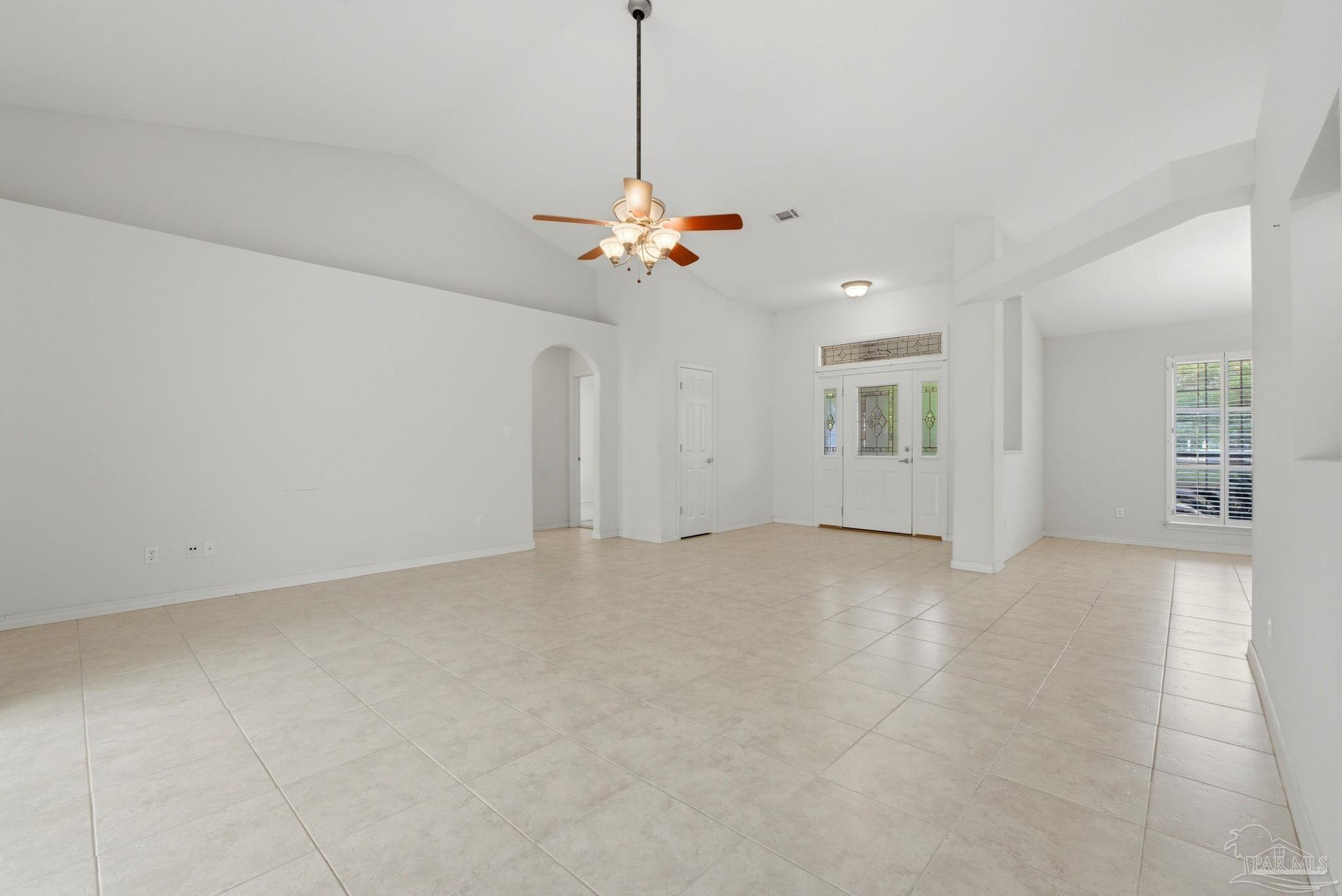 5467 North Shore Road Pensacola, FL 32507 - Photo 12 of 60