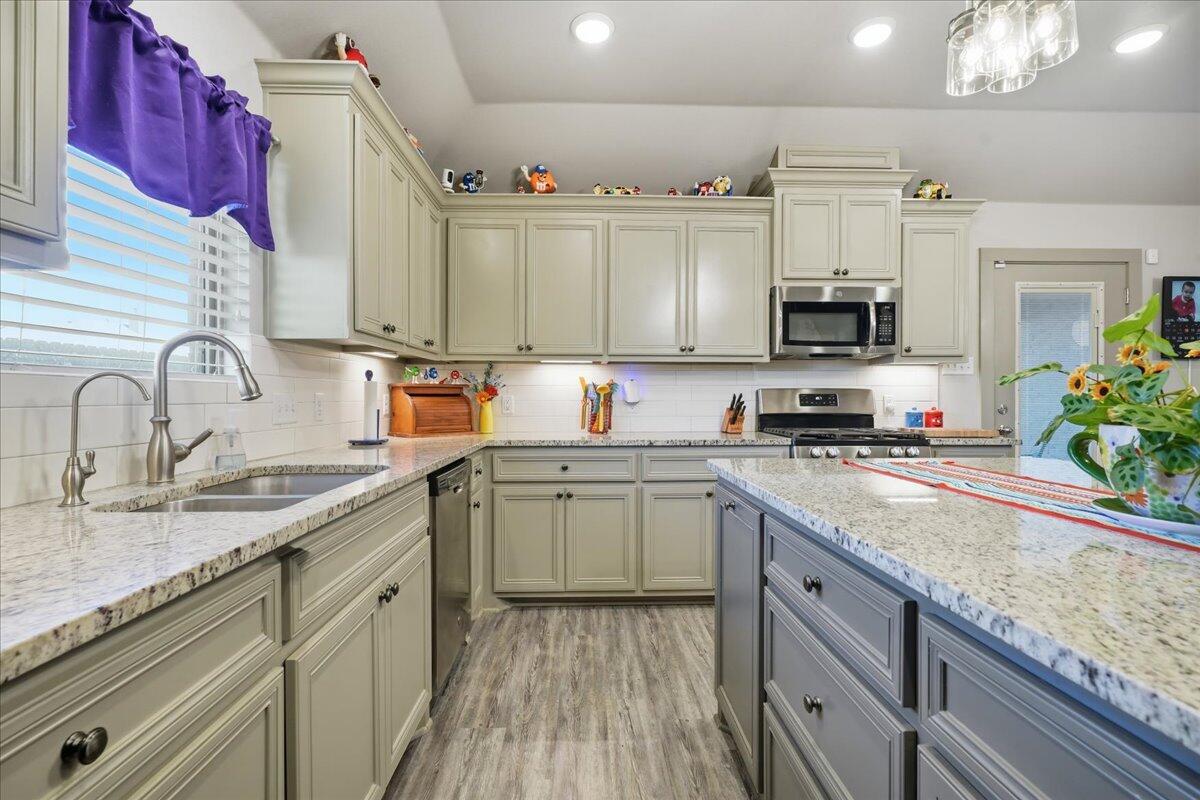 6966 24th Street Lubbock, TX 79407 - Photo 14 of 39 12-nmkm-12