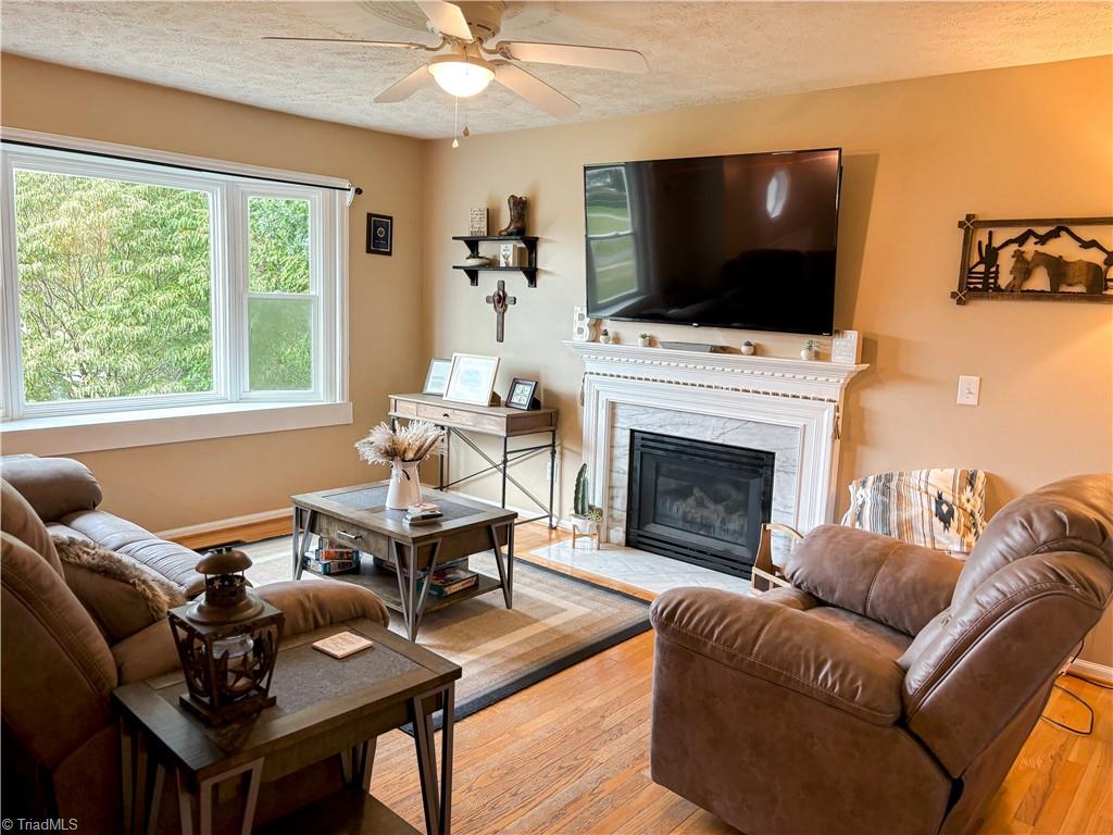155 Oak Ridge Circle Mount Airy, NC 27030 - Photo 2 of 38